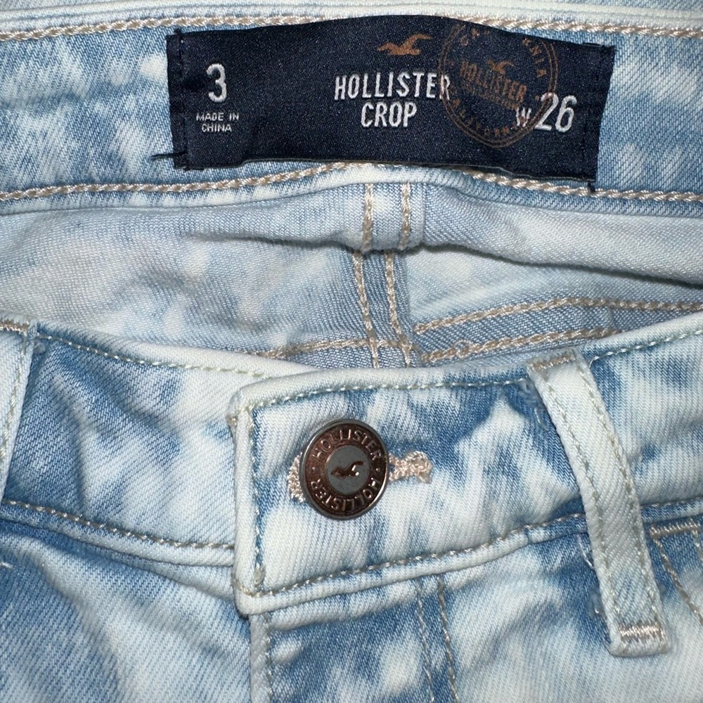 HOLLISTER ACID WASH RIPPED JEANS - Picture 5 of 8
